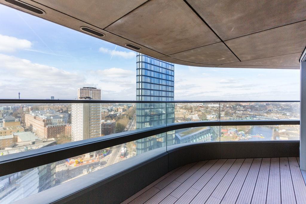 Canaletto Tower Hotel London Exterior photo